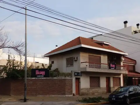 Manuela Pedraza 4700
