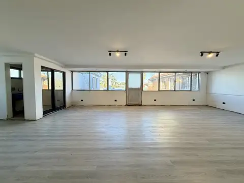 Oficina en Alquiler 30 años