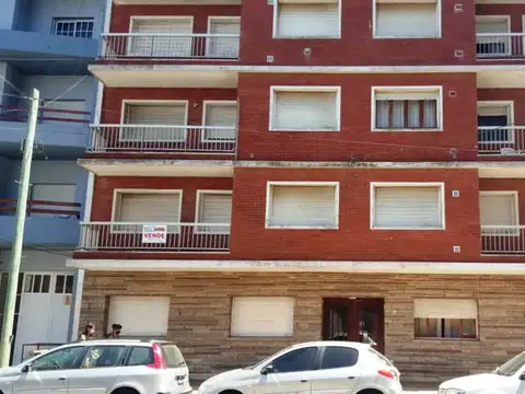 Calle 19 100, Piso 2