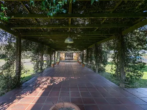 Quinta en Venta con 14 cocheras