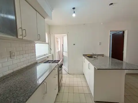 Departamento en Alquiler de 3 dormitorios