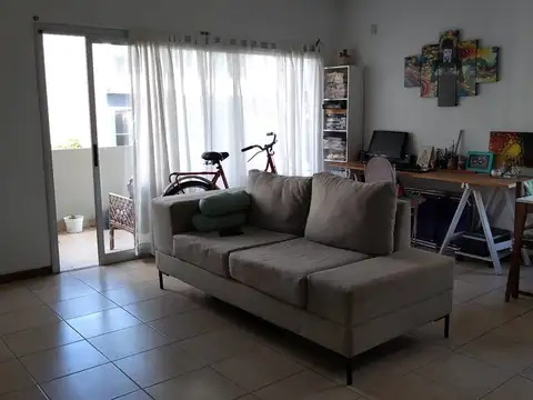 General José De San Martín 2400, Piso 3