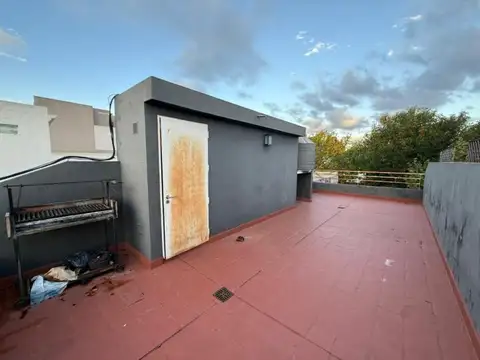 Depto Tipo Casa en Alquiler en Villa Pueyrredon, $ 1.100.000