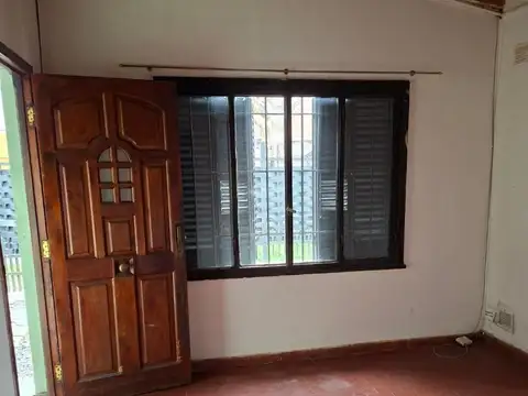 Depto Tipo Casa en Alquiler de 3 ambientes