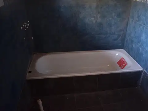 CASA A TERMINAR EN CARPINTERÍA