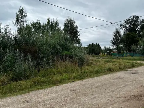 Terreno en Venta en Barrio Félix U.Camet, USD 12.000