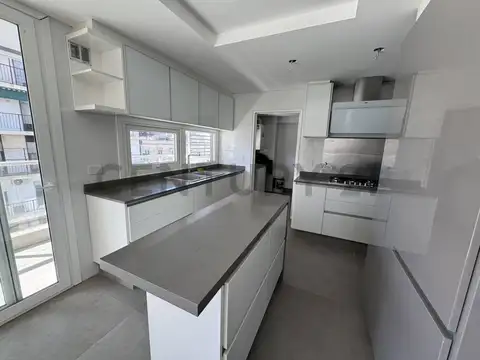 Avenida Cerviño 100, Piso 10