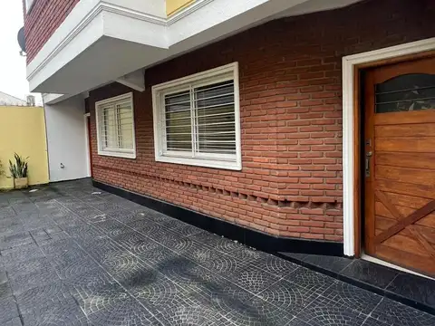 VENTA DE TRIPLEX EN MONTE GRANDE