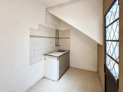 Depto Tipo Casa en Alquiler en Villa Ballester, $ 300.000