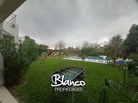 Casa en Venta en Pilar Centro, USD 1.200.000