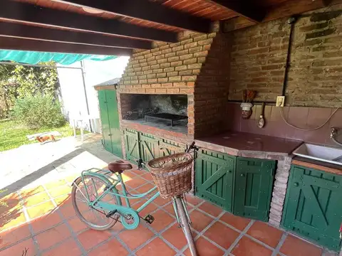 Propiedad en venta- Adolfo Saldias al 2600, Funes- 3 dormitorios.