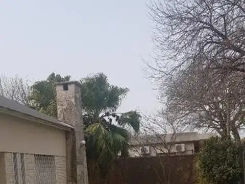 Casa 7 ambientes con 4 baños