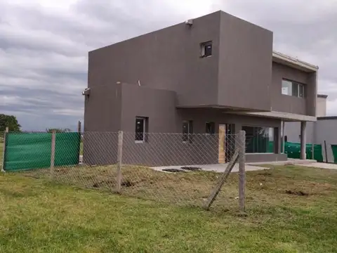 Casa en Venta al Este