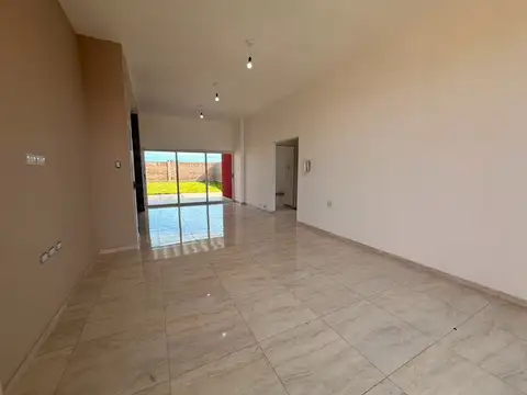 REMAX ALQUILA /CASA /A ESTRENAR /2 DORMITORIOS