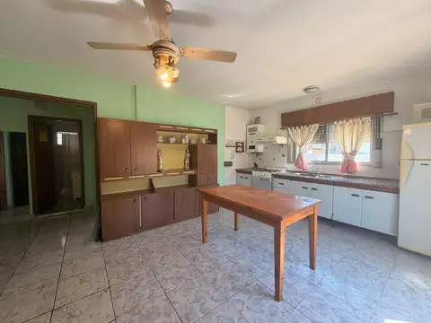 Depto Tipo Casa en Alquiler de 2 dormitorios