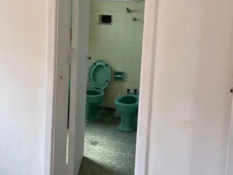 DEPARTAMENTO 3 AMBIENTES 70 M2 CON BALCÓN AL FRENTE - SIN EXPENSAS - ZEBALLOS 719 AVELLANEDA