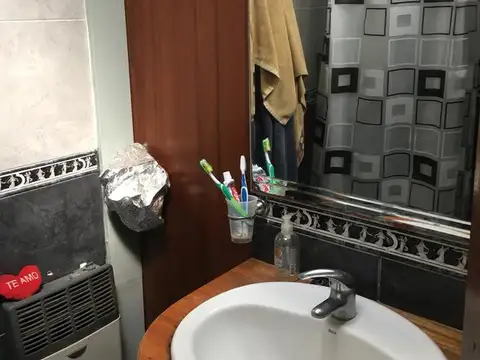 143 e/ 60 y 61 Nº1385