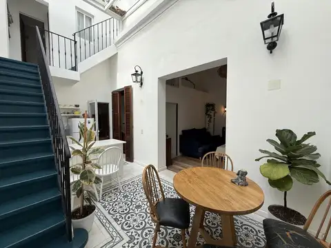 Depto Tipo Casa en Venta de 5 ambientes