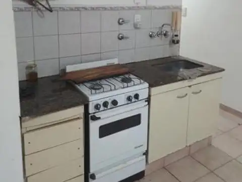 Chacabuco 1900 , Piso 1