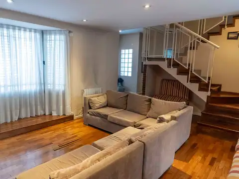 Casa en Venta en Martin Coronado, USD 205.000