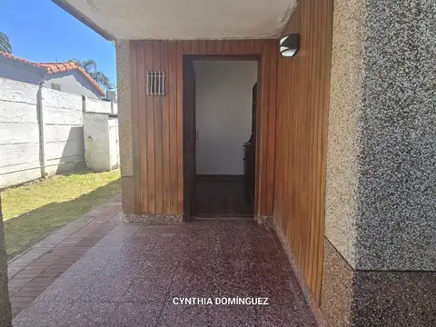Casa 2 ambientes con 1 baño