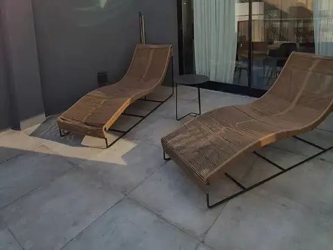 Dpto 2 amb en duplex con Terraza, patio y parrilla