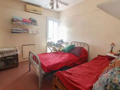 Venta Muy luminoso Dpto 3 amb Parque Patricios