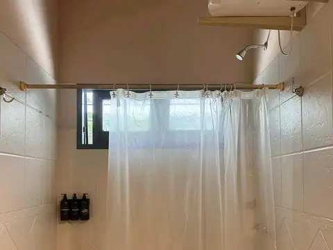 Casa 2 ambientes con 3 baños