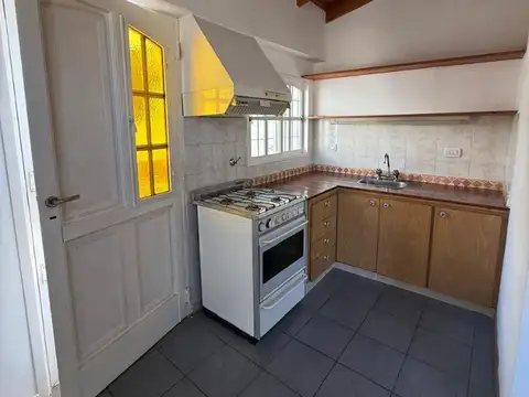Depto Tipo Casa en Alquiler de 2 ambientes