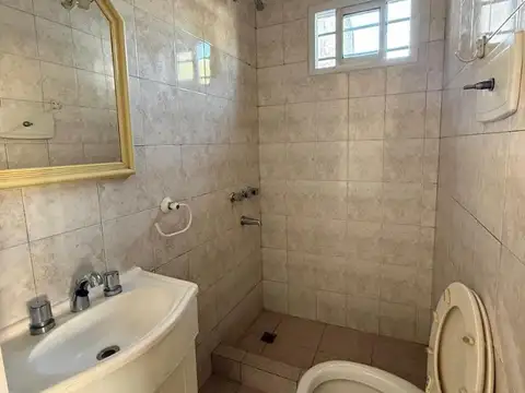 Depto Tipo Casa 2 ambientes con 1 baño