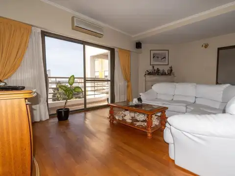 Departamento en Venta de 6 ambientes