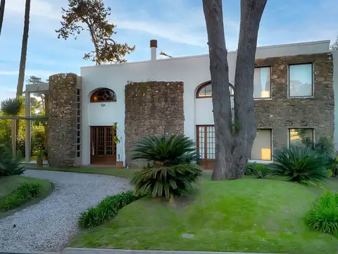 Av. Del Mar Barrio Privado La Arbolada 100