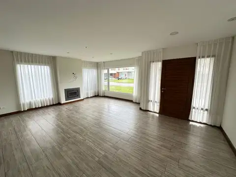 Av. Jorge Newbery 4550