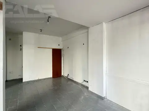 Local comercial - Baño - Moron centro - Morón norte