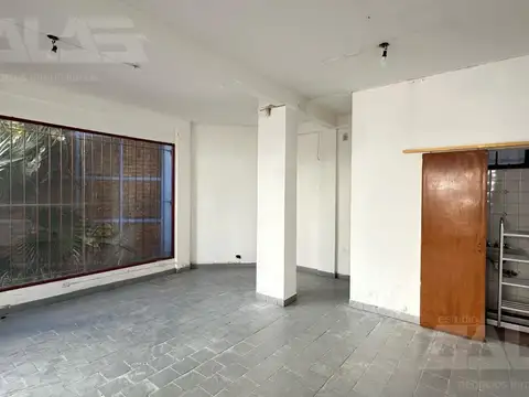 Local en Alquiler en Moron Norte, $ 600.000