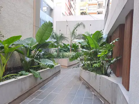 Moldes 600, Piso 1