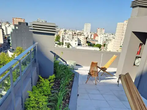 Monoambiente en edificio con Amenities  A 3 cds Av Cabildo y Subte