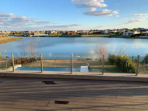 Cantón Norte Libertad 310