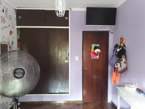 Venta Casa 4 Amb en Loma Hermosa (Acepta Permuta)