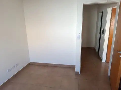 Departamento en Alquiler en Ramos Mejia Norte, $ 650.000