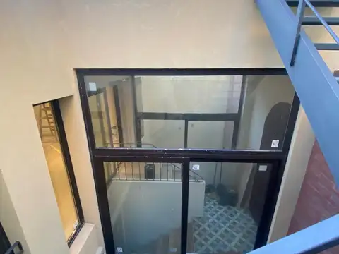 Depto Tipo Casa 4 ambientes con 2 baños