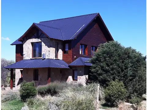 Importante casa con costa ideal pescador