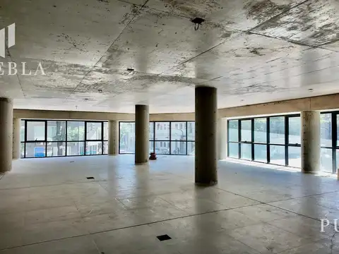 Oficina en Alquiler en Parque Patricios