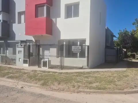 DUPLEX EN ALQUILER - FERNANDEZ ORO