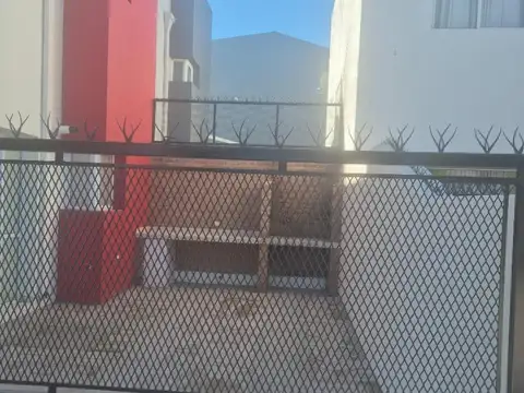 Depto Tipo Casa en Alquiler de 2 dormitorios