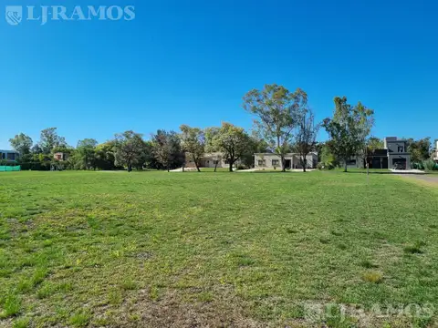 VENTA CASA EN CASUARINAS DEL PILAR