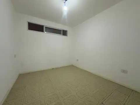VENTA CASA DE PASILLO 2 DORMITORIOS