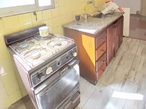 Rincón 761 , Piso 1