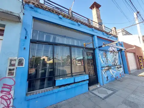 Av. Pte. J. D. Perón 900