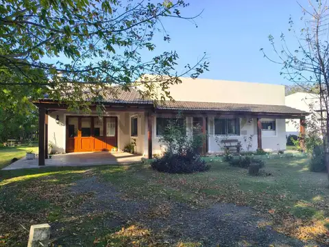 CASA EN VENTA SAMBOROMBON BRANDSEN 2 DORMITORIOS DE CAMPO